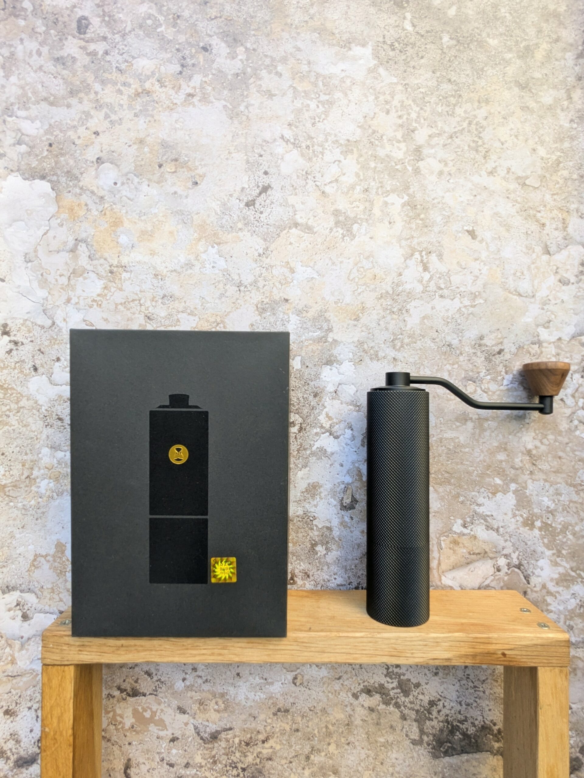 MOULIN MANUEL TIMEORE Moulin manuel Timemore de chez Label(le) Brûlerie torréfaction de café Bio Villeurbanne